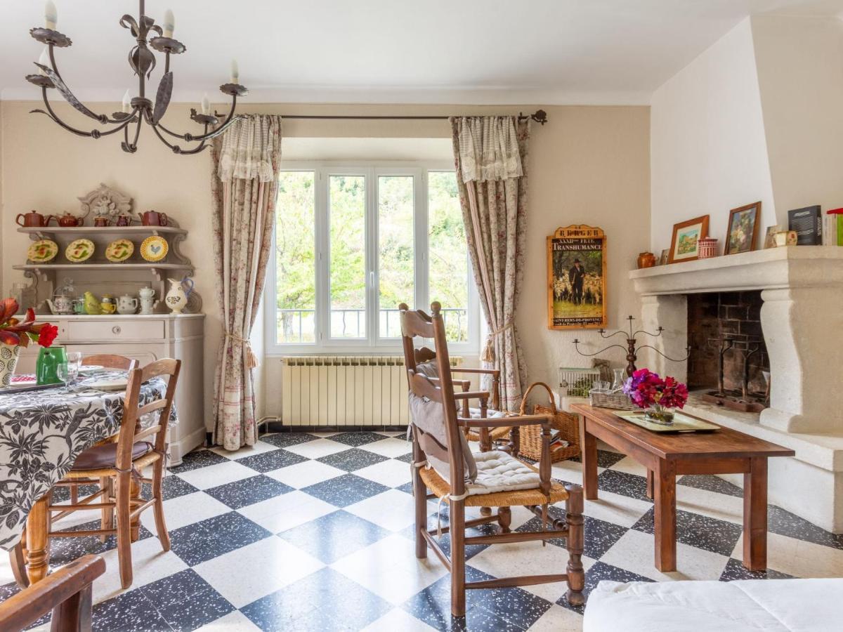 Holiday Home Le Cedre - Mbe101 By Interhome Menerbes Bagian luar foto
